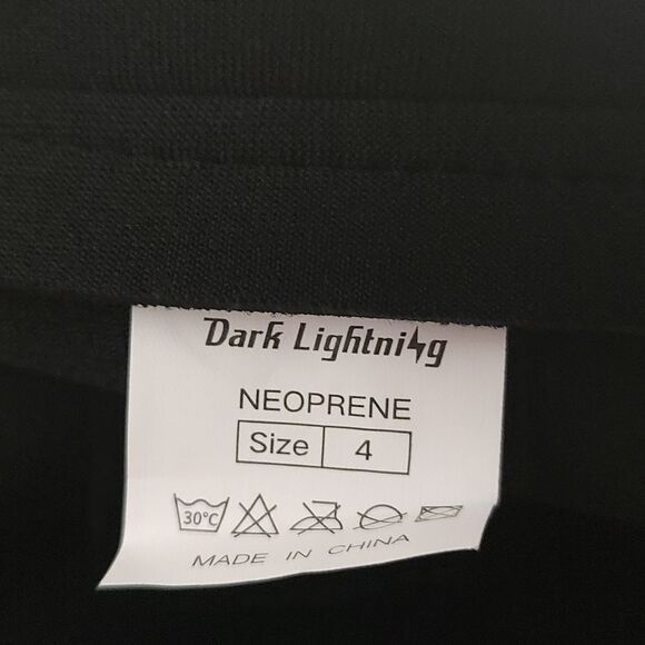 Dark Lightning black navy neoprene wetsuit surfer suit beach ocean  Sz 4 - Picture 7 of 7